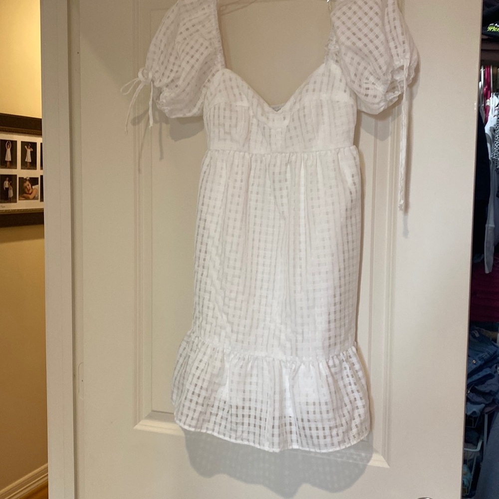 LOOKALIKE Amanda Uprichard Sicily Dress